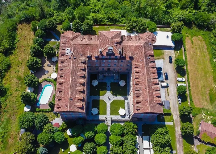 Montaldo Castle & Resort